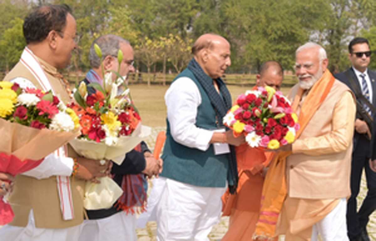 देश के उद्योगपति सरकार के साथ मिलकर विकास के नए द्वार खोल रहे : राजनाथ सिंह